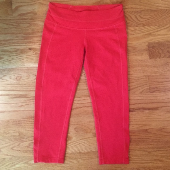 Athleta Balance Capri Crops - Picture 2 of 11